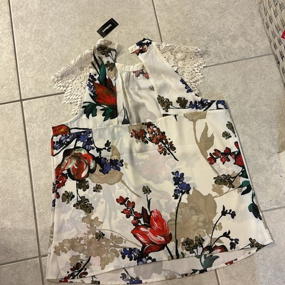 Express Size large - Picture 2 of 2